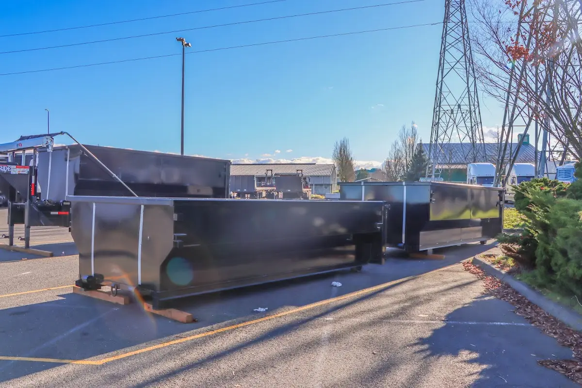 Professional dumpster rental and junk removal service in Land O' Lakes